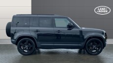 Land Rover Defender 3.0 D250 SE 110 5dr Auto Diesel Estate